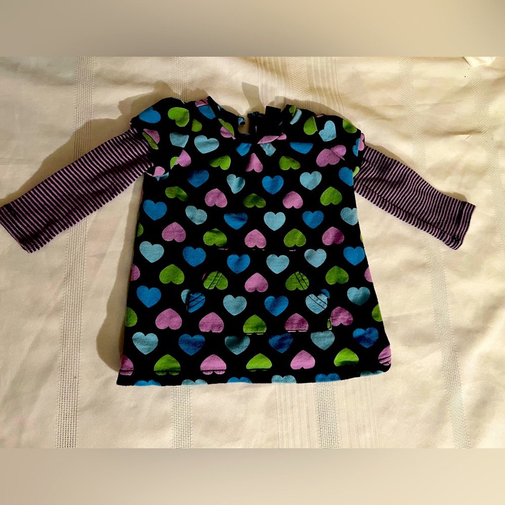 Gap Colorful Heart Patterned Long Sleeve Shirt size  12-18mths